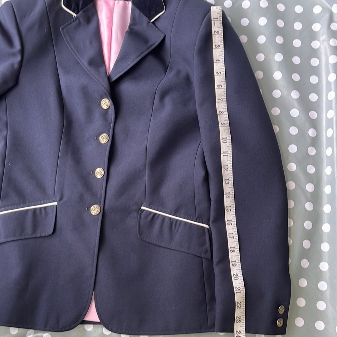 Caldene Ladies Show Jacket Size 36”