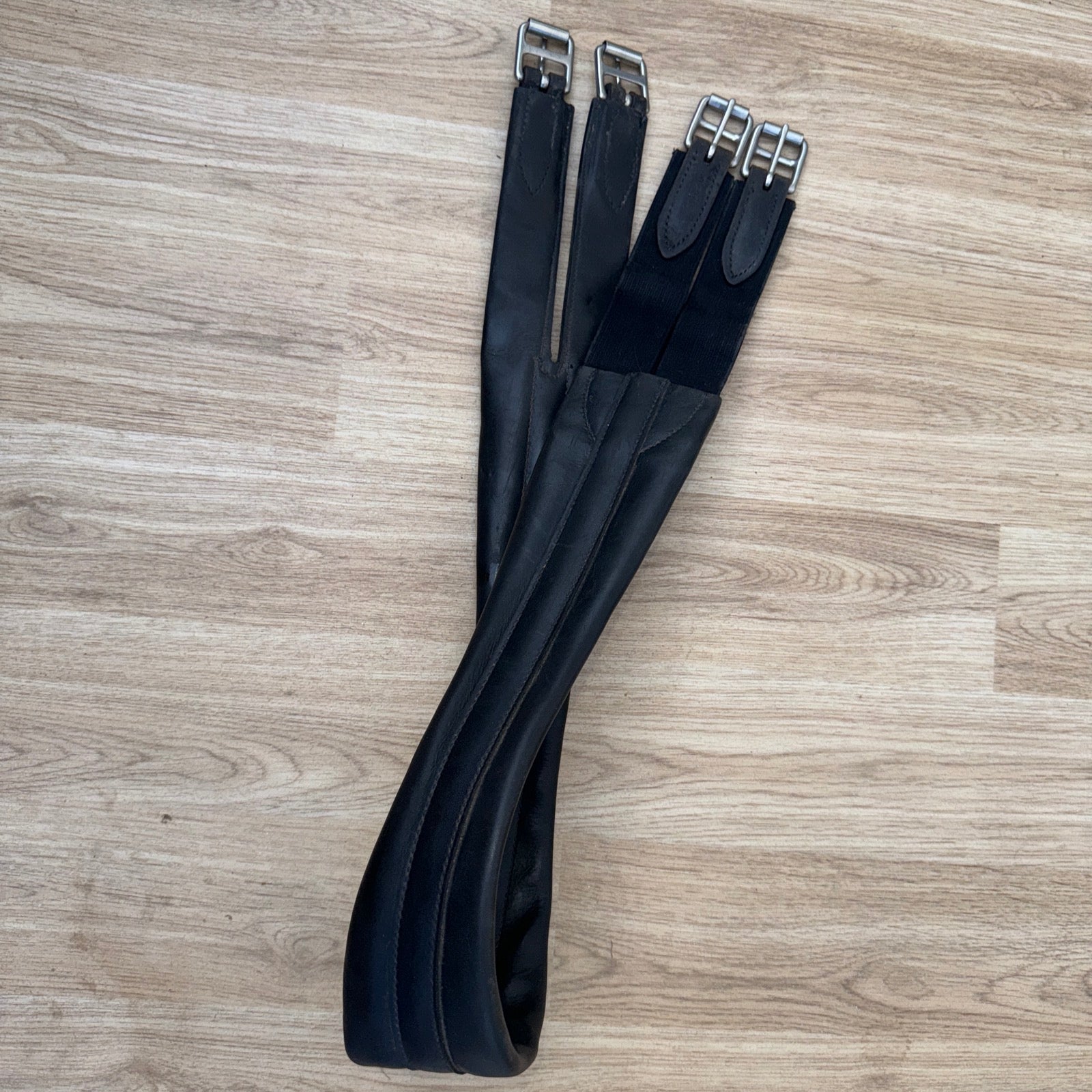 Stubben Black Padded Leather Girth / Free Postage 48”