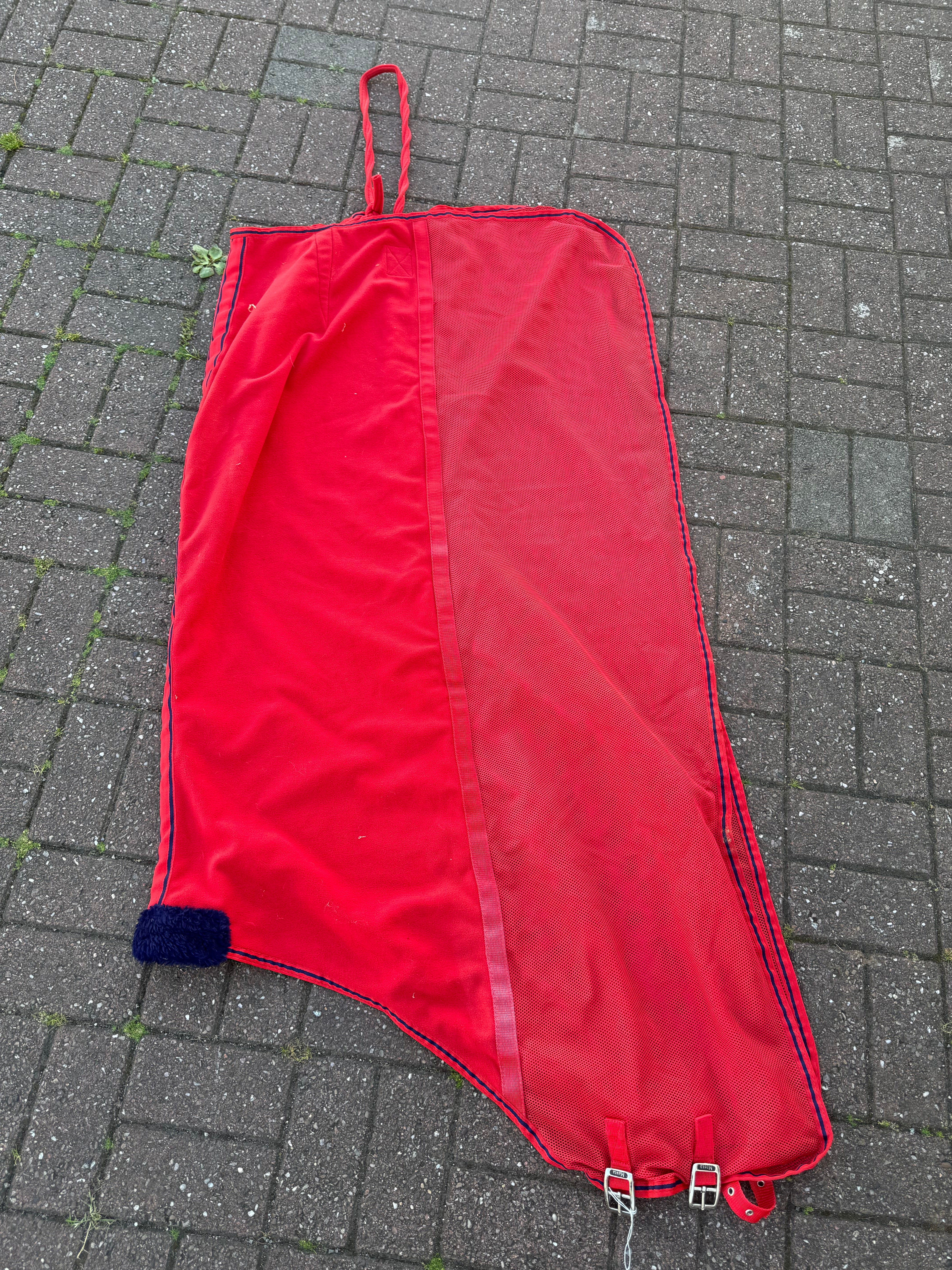 Masta Red Scrim Net Cooler Rug 5’0 D