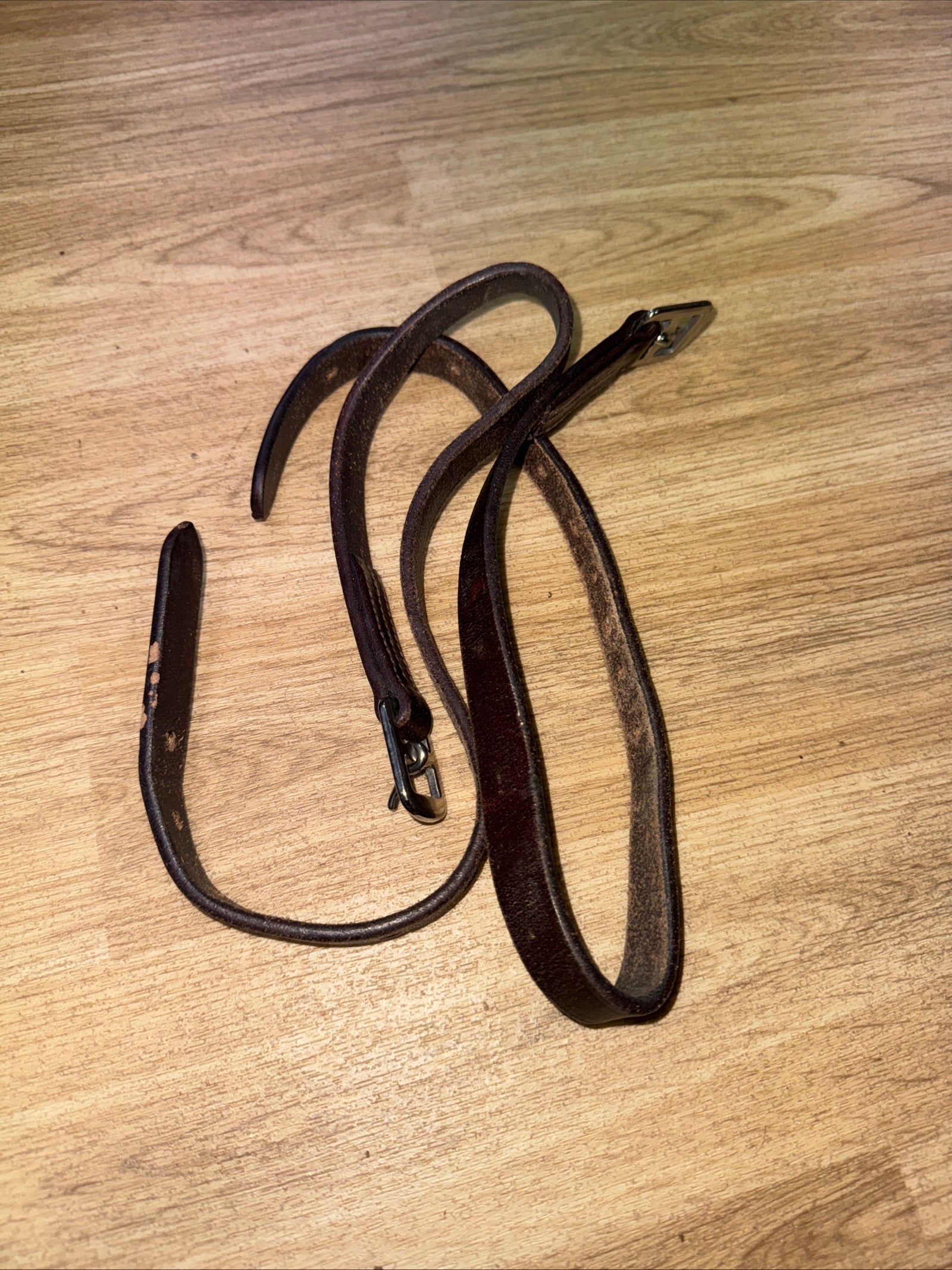 Shires Tots 25” Stirrup Leathers / Free Post