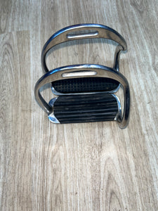 Bent Leg Stirrups 4 1/2”