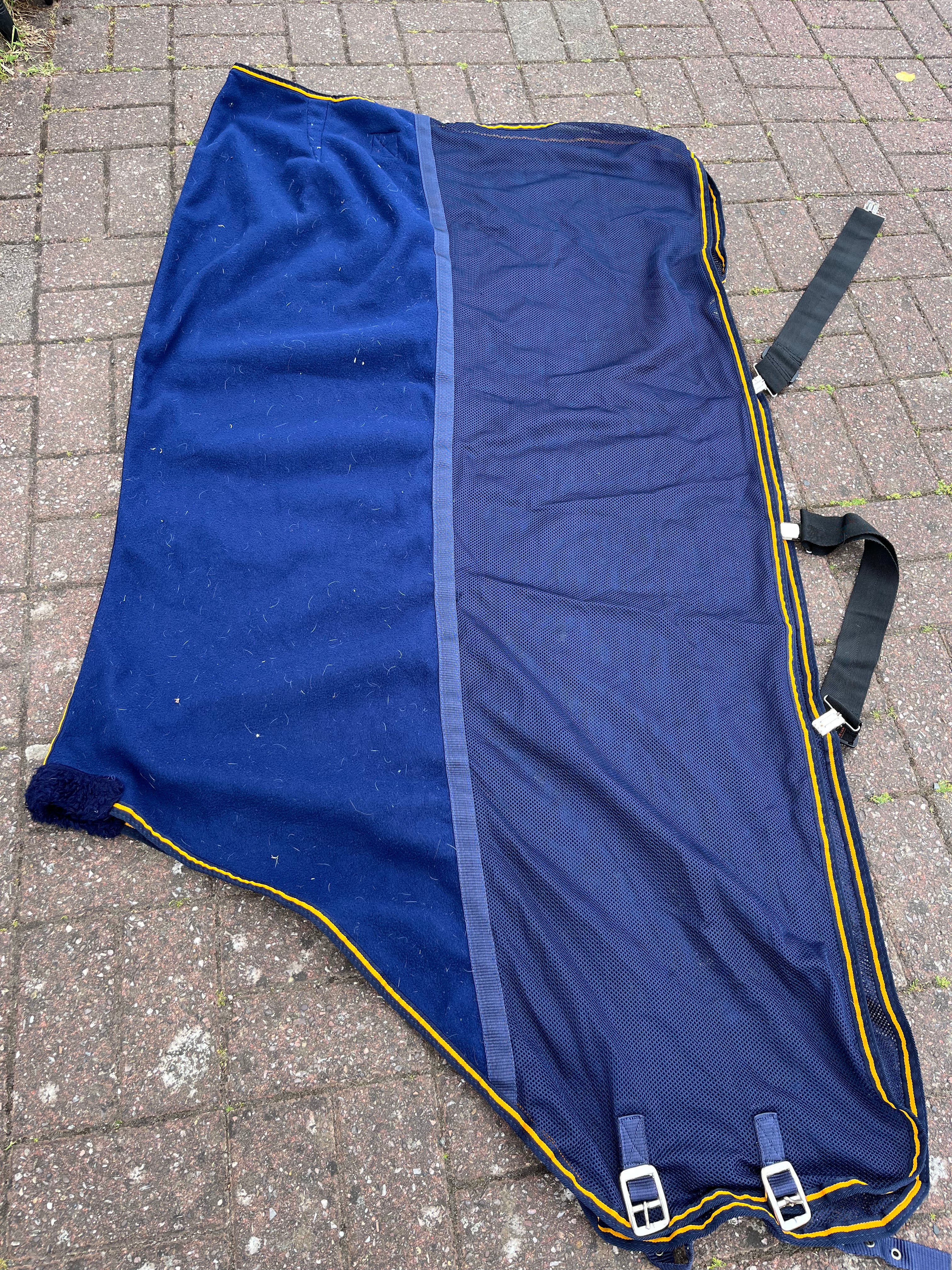 Fleece & Scrim Net Cooler Rug - 5 ‘ 6”