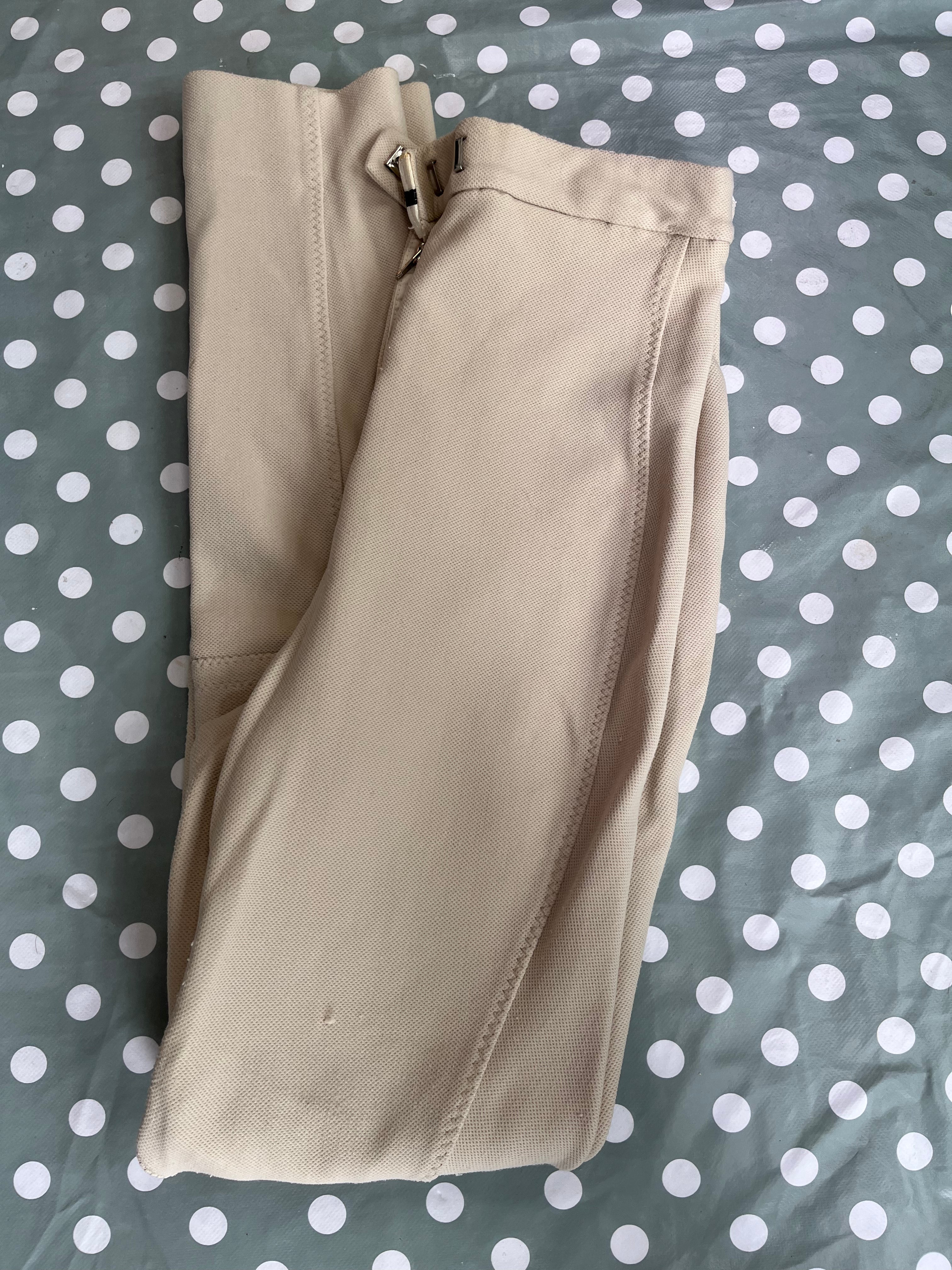 Trekkers Ladies Beige Jodphurs Size 24”