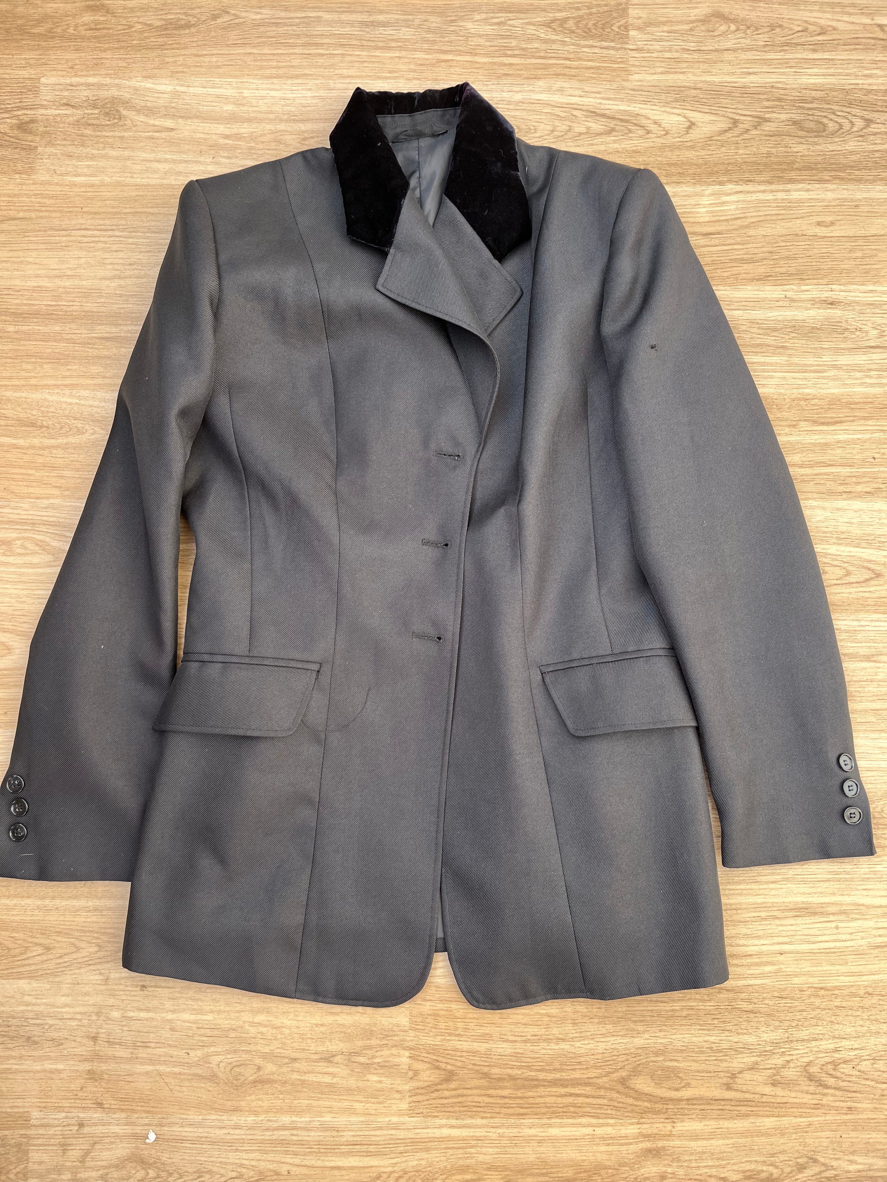 Cotswold Ladies Black Show Jacket Size 16