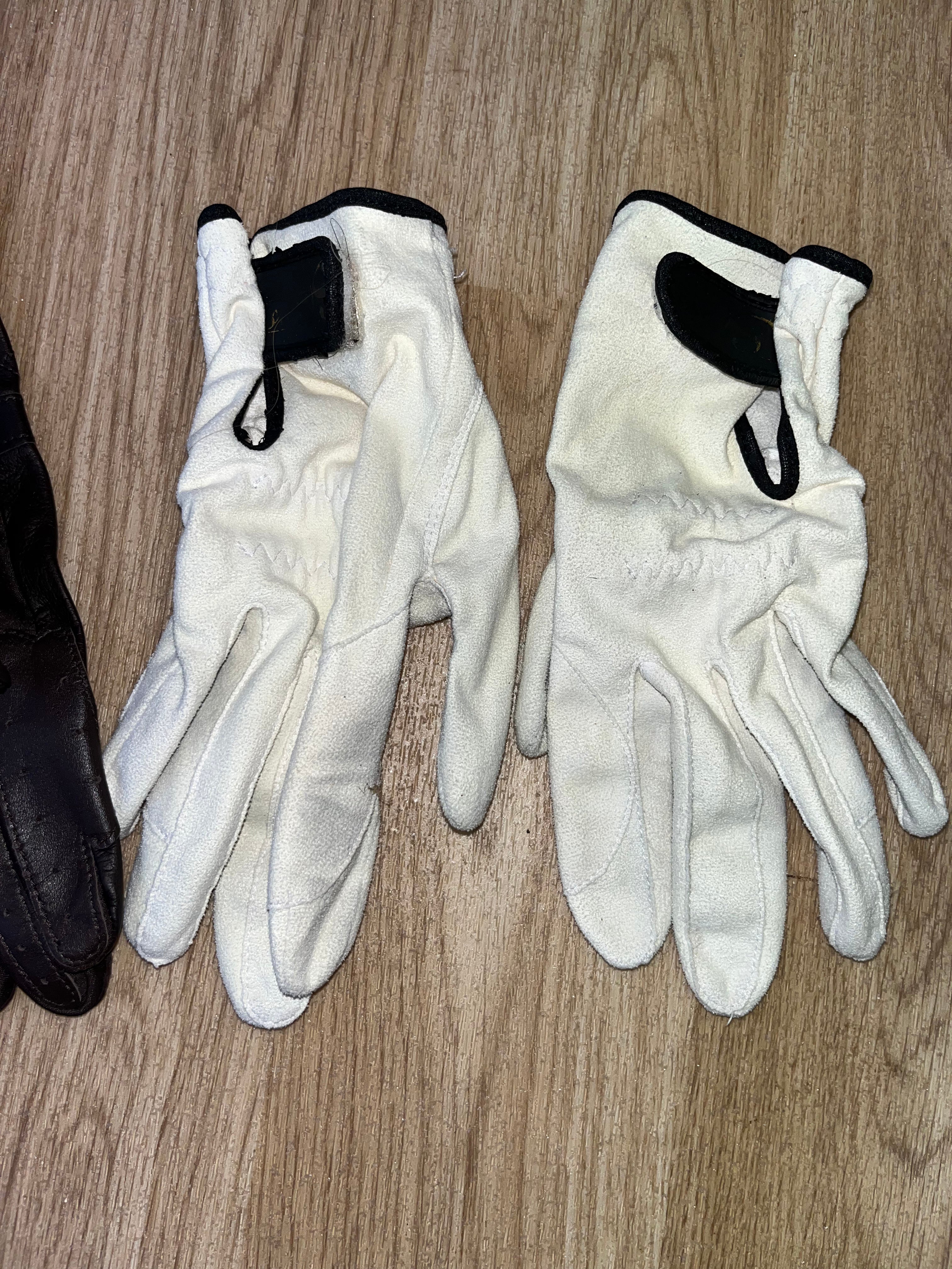 Ladies Riding Gloves Bundle