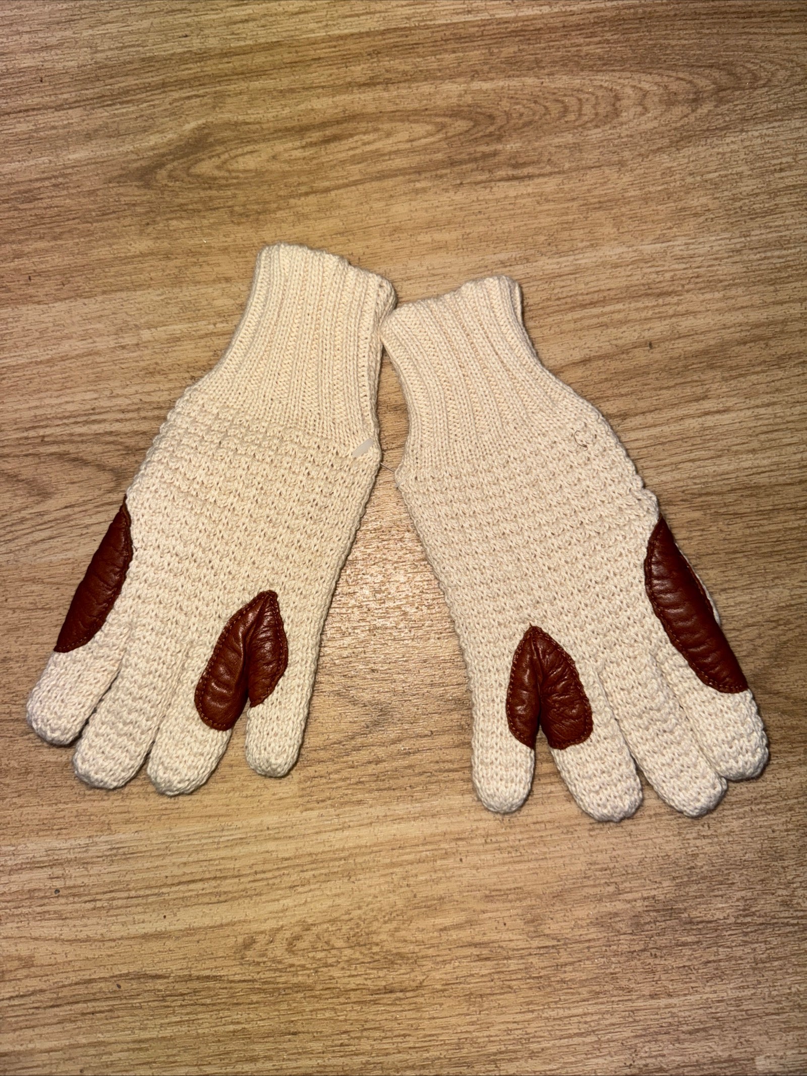 NEW Crochet Knitted Hunting Gloves - 8 / 10 Years