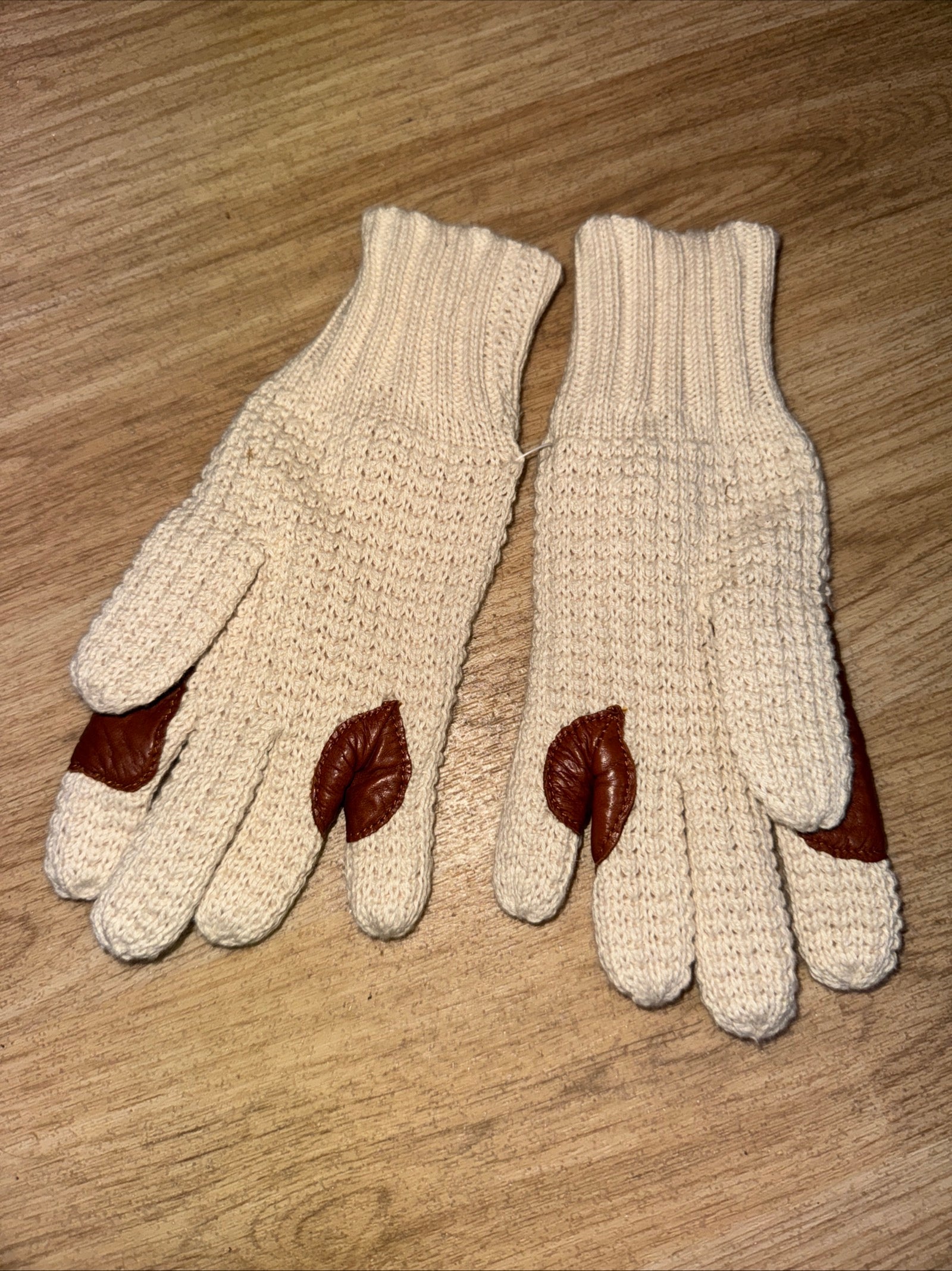 NEW Crochet Knitted Hunting Gloves - 8 / 10 Years