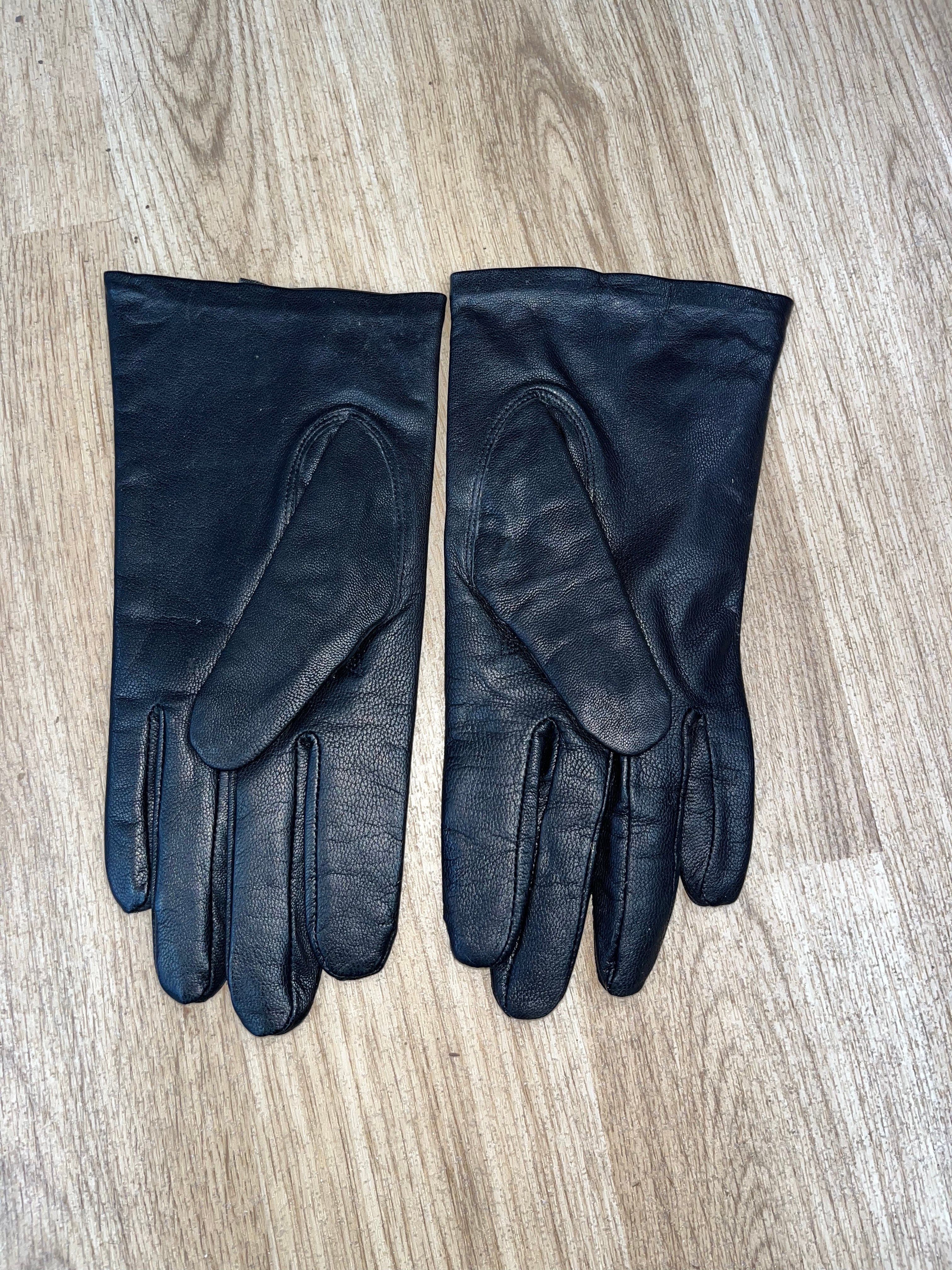 Leather Gloves Size 8 Medium