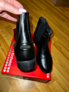 Just Toggs Essential Size 8 Jodphur Boots