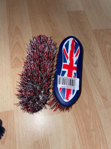 Union Jack Stiff Bristle Dandy Brush